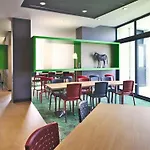 Ibis Styles Centre 3*