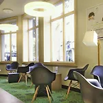 Ibis Styles Centre 3*