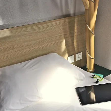 Ibis Styles Centre 3*