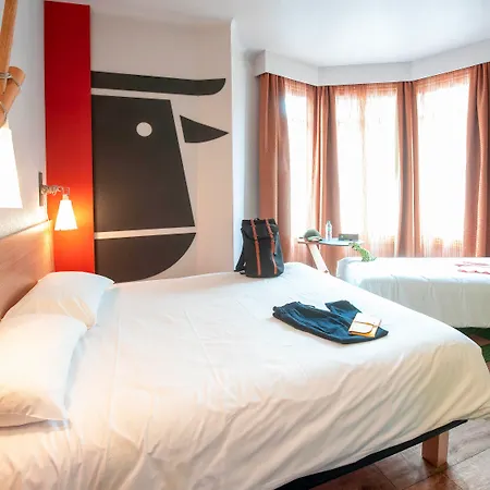 Ibis Styles Centre 3* Moulins (Allier)