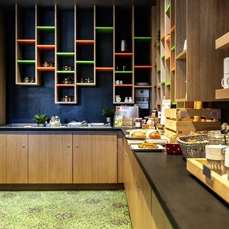Ibis Styles Centre 호텔 물랭