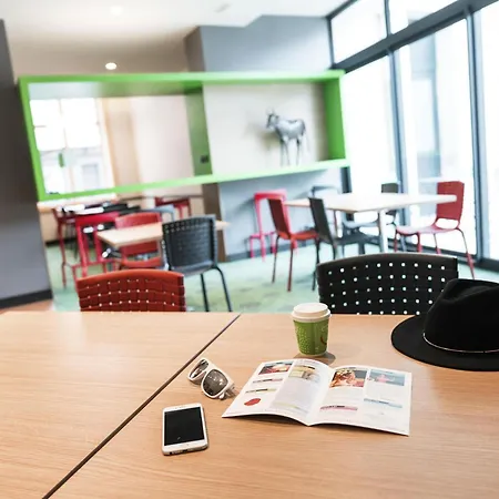 Ibis Styles Centre Hotel 3*