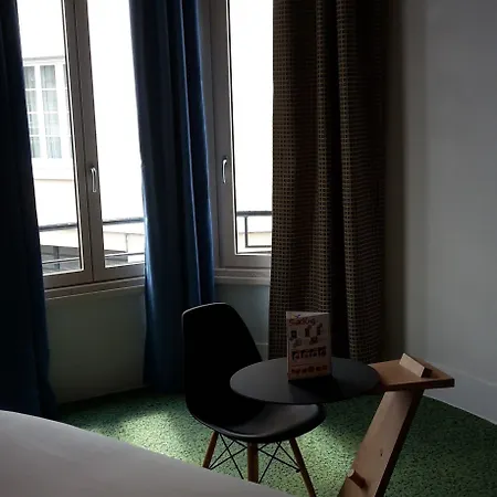 Ibis Styles Centre 3*