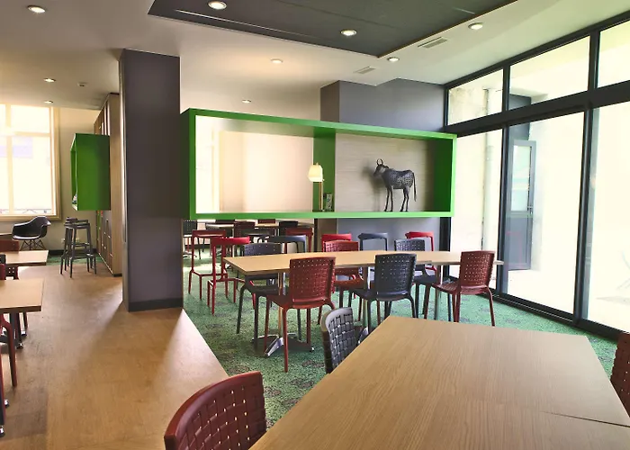 Ibis Styles Centre 3*