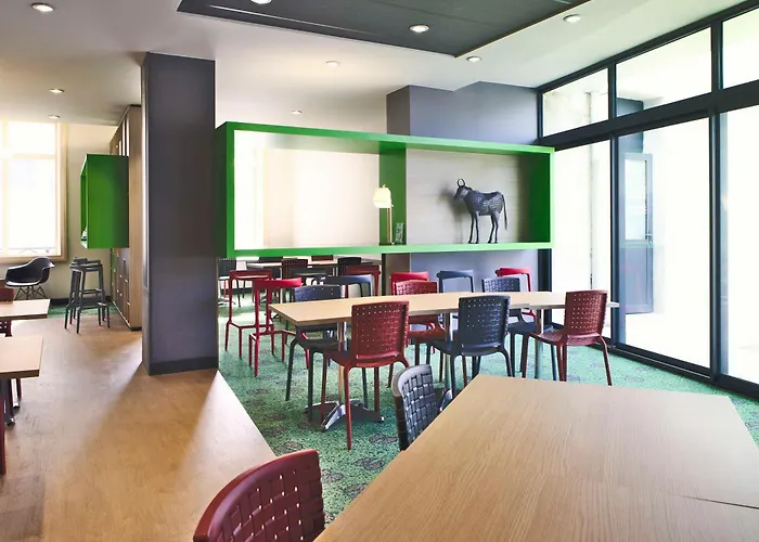 Ibis Styles Centre 3*