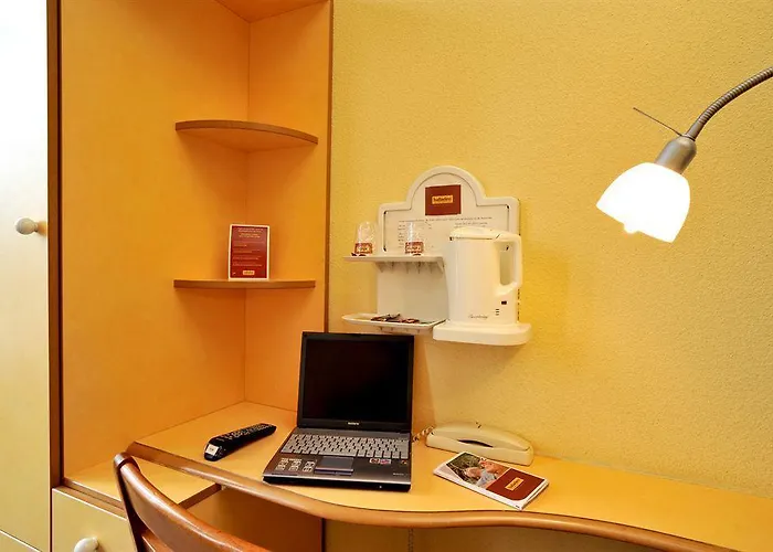 Ibis Styles Centre 3*